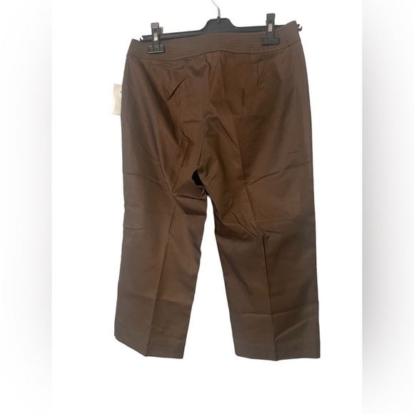 Talbots Women's 8 Chocolate Brown Capri Cropped Pants‎ Stretch Classic Straight - Picture 7 of 9